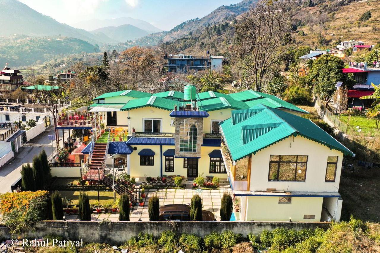 The Walnut Creek Hotell Bhīm Tāl Exteriör bild